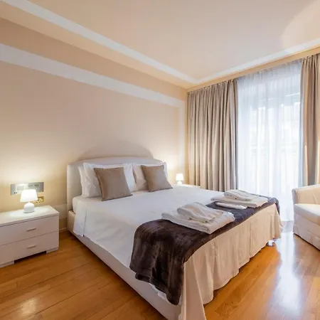 Royal - Centro Apartament