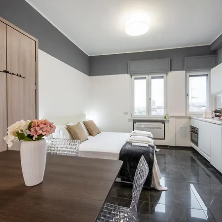 Royal - Centro Milan