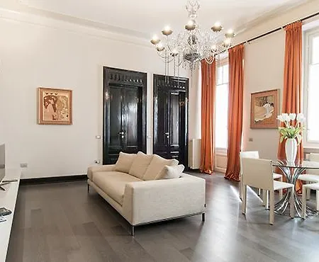 Royal - Centro Apartment Milan