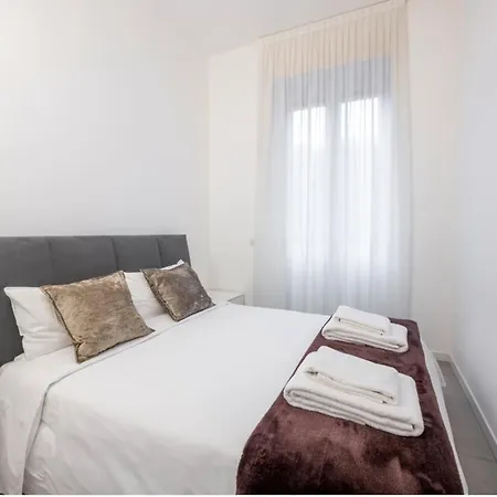Apartment Royal - Centro Milan