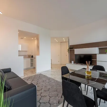 Apartment Royal - Centro Milan