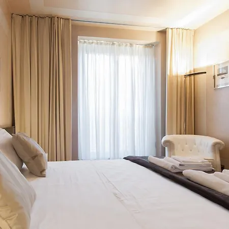 Royal - Centro Milánó