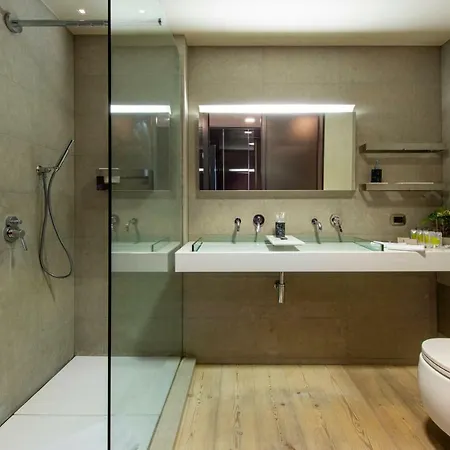 Royal - Centro Milán