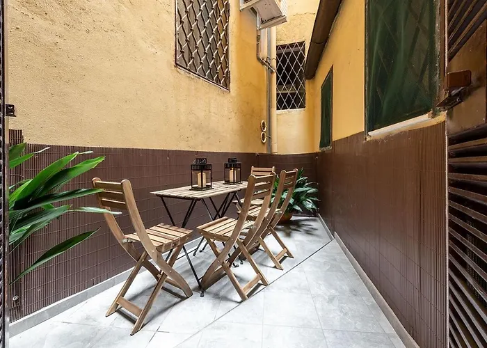 ロイヤル スイーツ セントロ アパート ミラノ