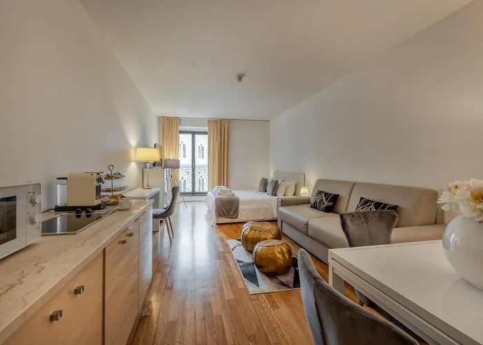 ロイヤル スイーツ セントロ アパート ミラノ