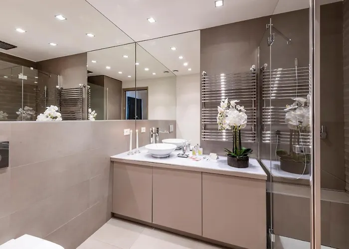 アパート ロイヤル スイーツ セントロ