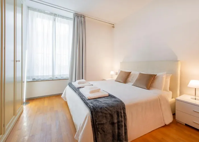 アパート ロイヤル スイーツ セントロ ミラノ