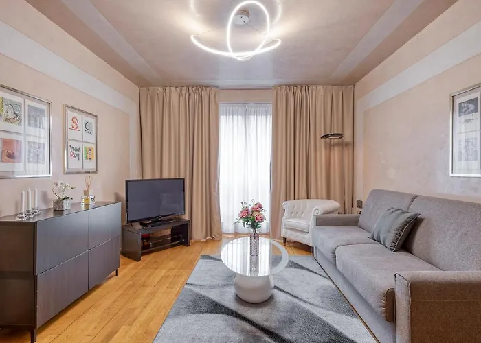 アパート ロイヤル スイーツ セントロ ミラノ